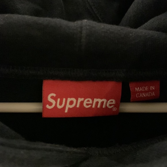 Large Supreme Navy Cop Car Pull Over Hoodie - Picture 4 of 4